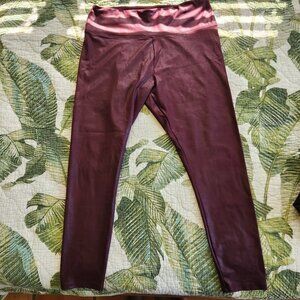 Simply Vera Faux Leather Leggings